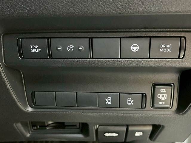 NISSAN SERENA  WG 2023