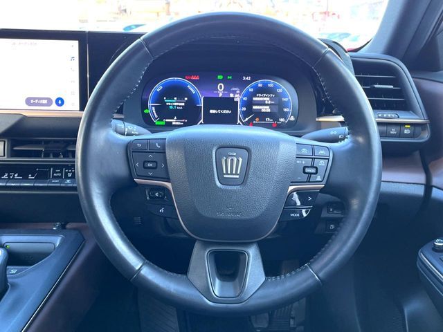 TOYOTA CROWN CROSSOVER 2023