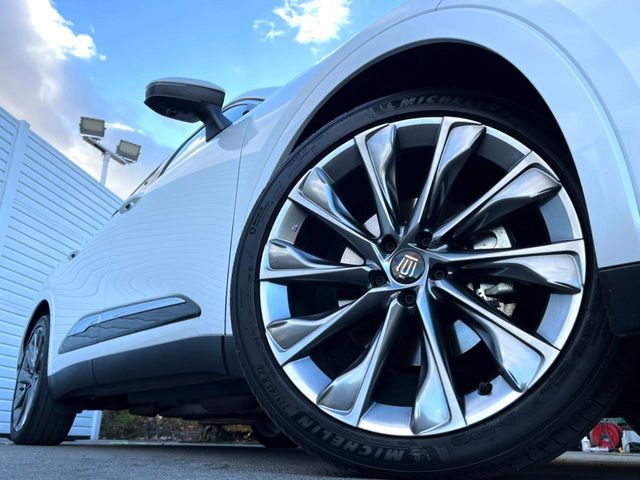 TOYOTA CROWN CROSSOVER 2023