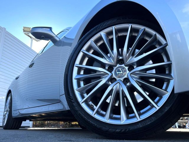 TOYOTA LEXUS IS300h 2020