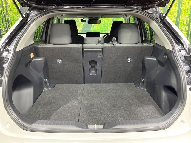 TOYOTA YARIS CROSS 2025