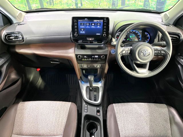 TOYOTA YARIS CROSS HYBRID 2022