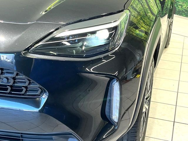 TOYOTA YARIS CROSS HYBRID 2022