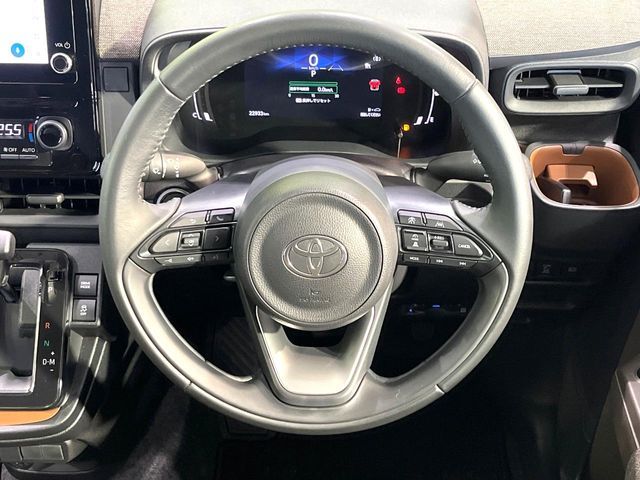 TOYOTA SIENTA 2022