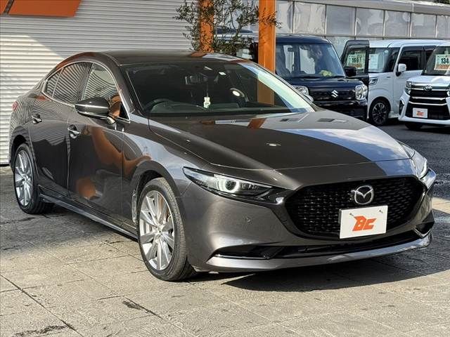 MAZDA MAZDA3 SEDAN 2022