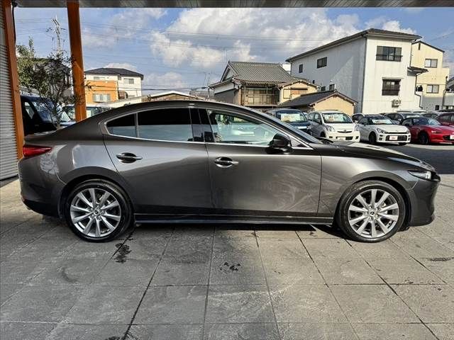 MAZDA MAZDA3 SEDAN 2022