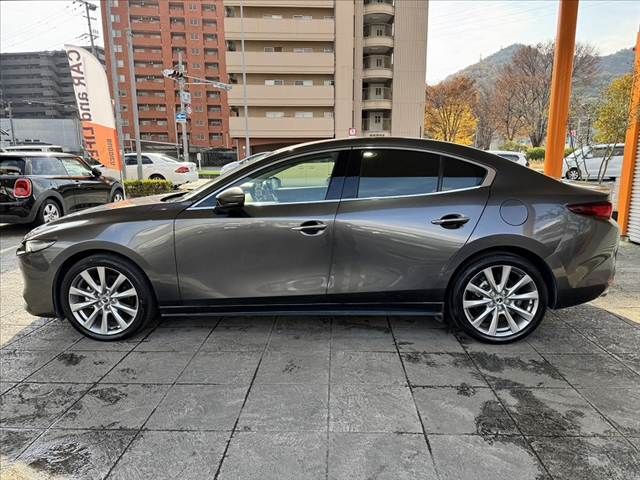 MAZDA MAZDA3 SEDAN 2022