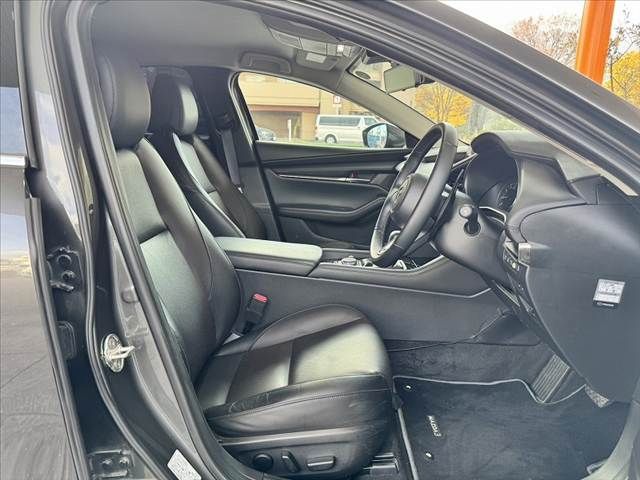 MAZDA MAZDA3 SEDAN 2022