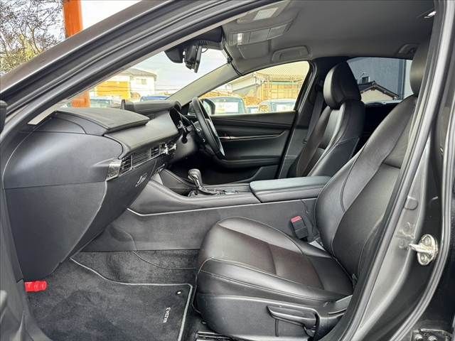 MAZDA MAZDA3 SEDAN 2022