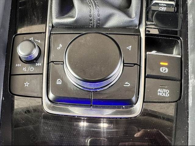 MAZDA MAZDA3 SEDAN 2022