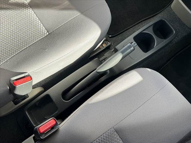 DAIHATSU MIRA e:S 2016