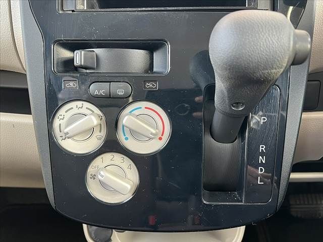 MITSUBISHI eK WAGON 2016