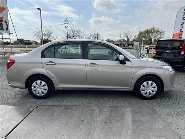 TOYOTA COROLLA AXIO 2015