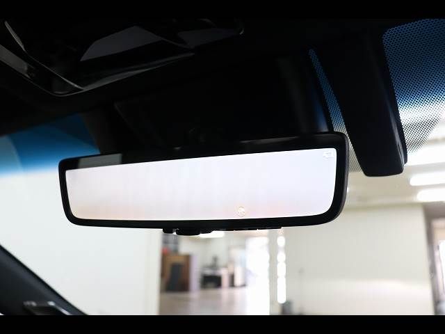 TOYOTA HARRIER HYBRID 2021