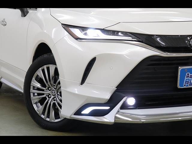 TOYOTA HARRIER HYBRID 2021
