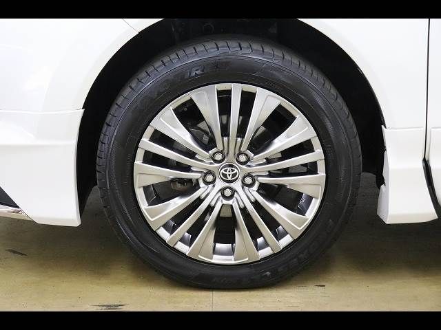 TOYOTA HARRIER HYBRID 2021