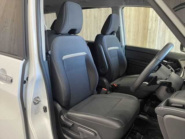 NISSAN SERENA  WG 2023