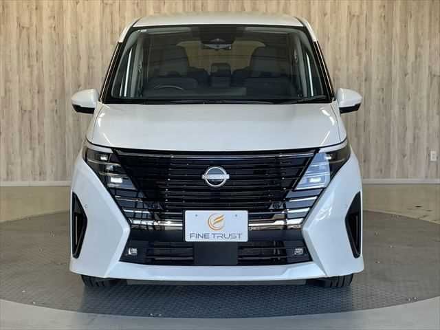 NISSAN SERENA  WG 2023