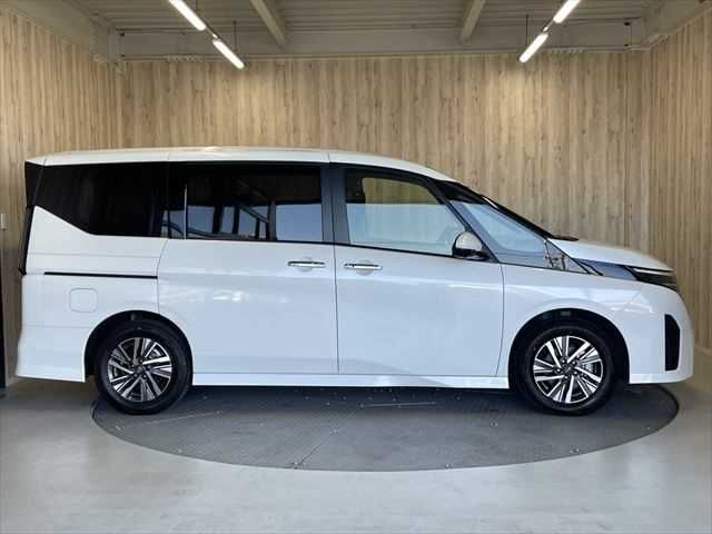 NISSAN SERENA  WG 2023