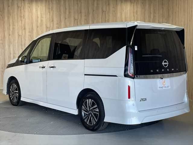 NISSAN SERENA  WG 2023