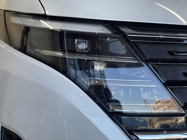 NISSAN SERENA  WG 2023