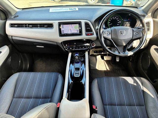 HONDA VEZEL HYBRID 2015