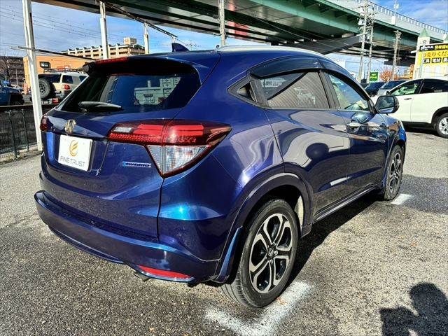 HONDA VEZEL HYBRID 2015