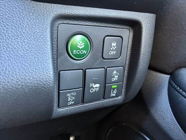 HONDA VEZEL HYBRID 2016