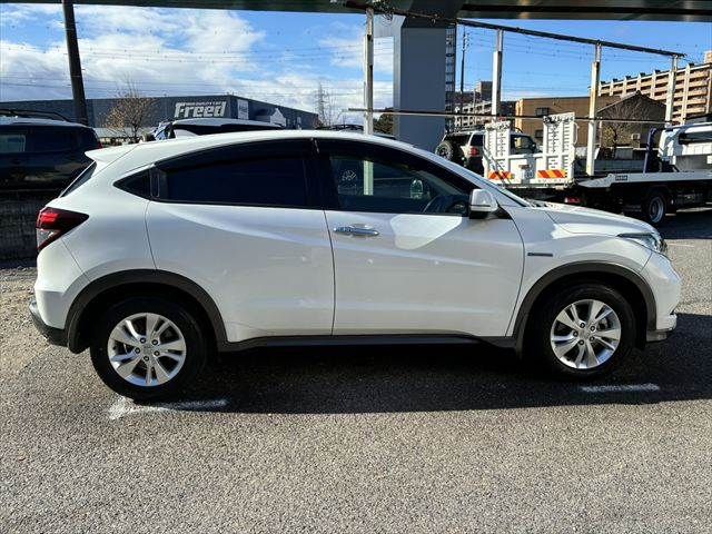 HONDA VEZEL HYBRID 2016