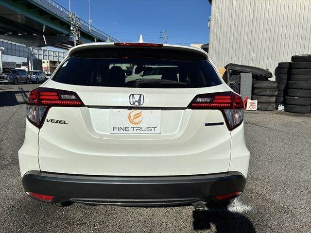 HONDA VEZEL HYBRID 2016