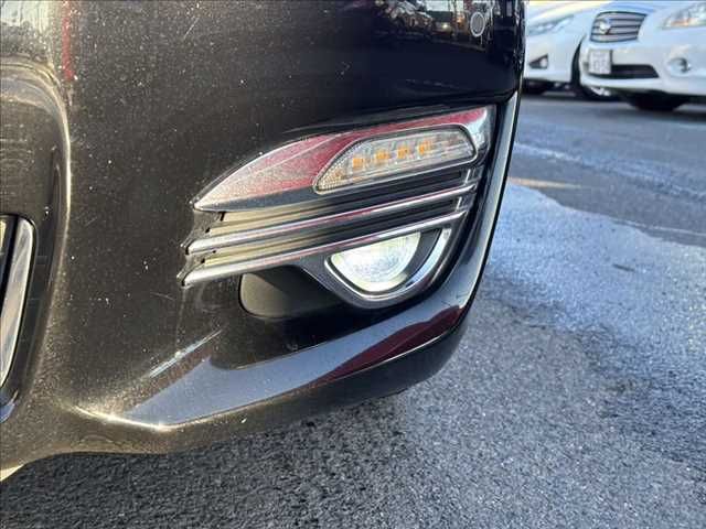 NISSAN FUGA HYBRID 2015