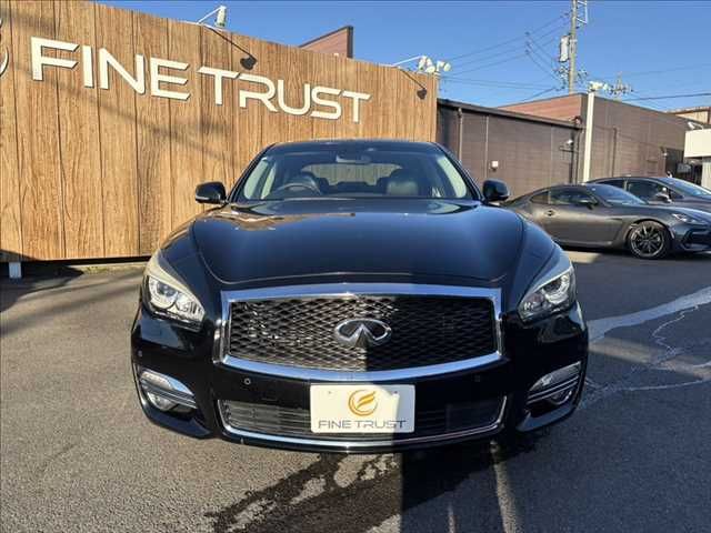 NISSAN FUGA HYBRID 2015