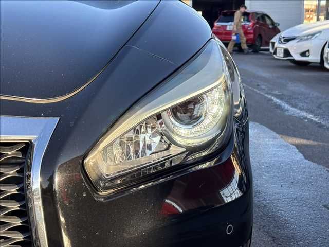 NISSAN FUGA HYBRID 2015