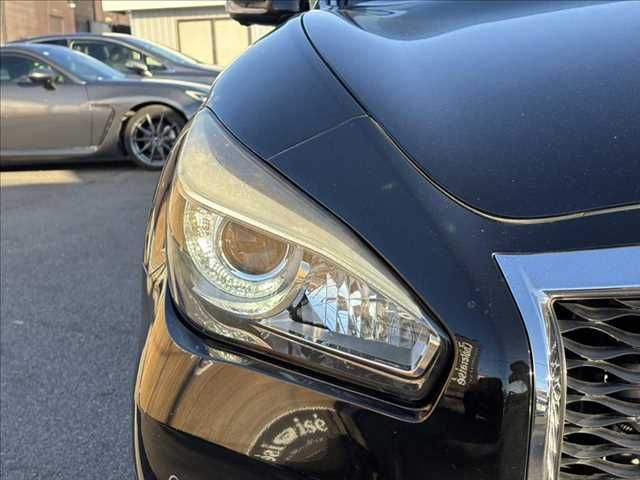 NISSAN FUGA HYBRID 2015