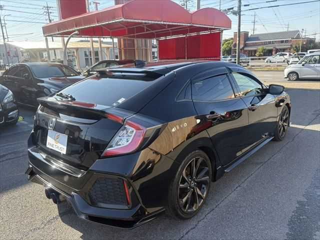 HONDA CIVIC hatchback 2018