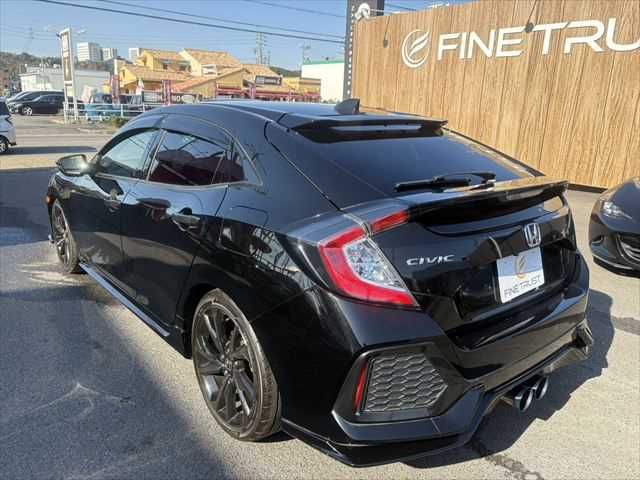 HONDA CIVIC hatchback 2018