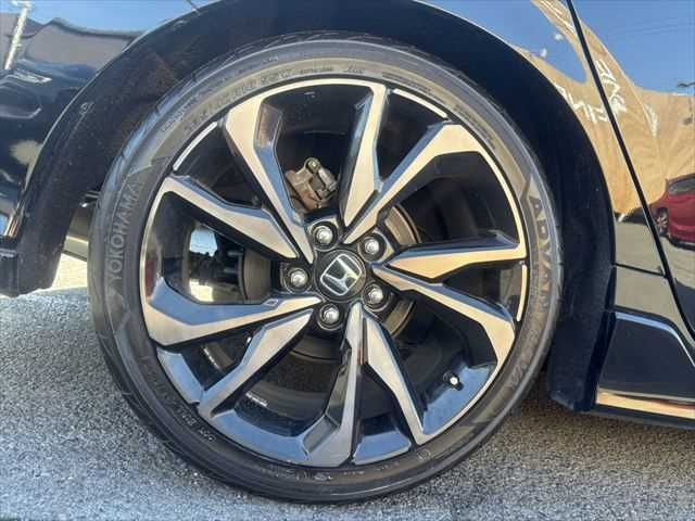 HONDA CIVIC hatchback 2018