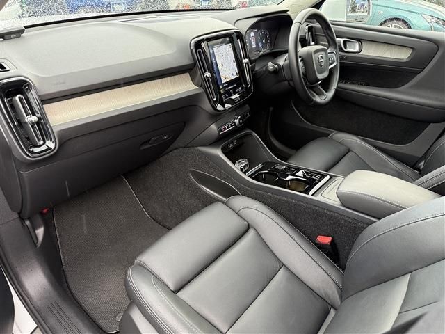 VOLVO VOLVO XC40 2018