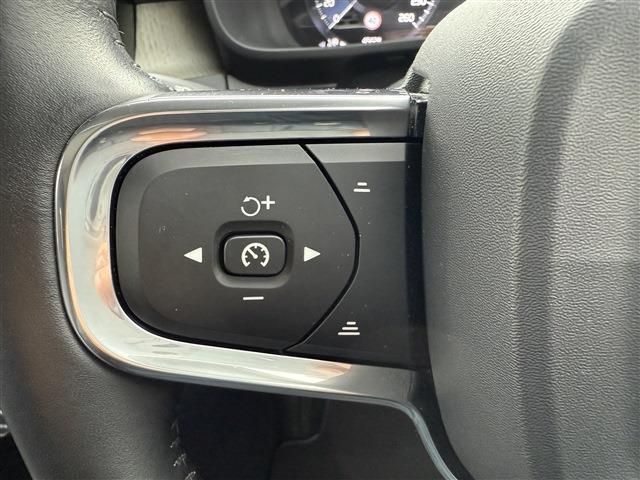 VOLVO VOLVO XC40 2018