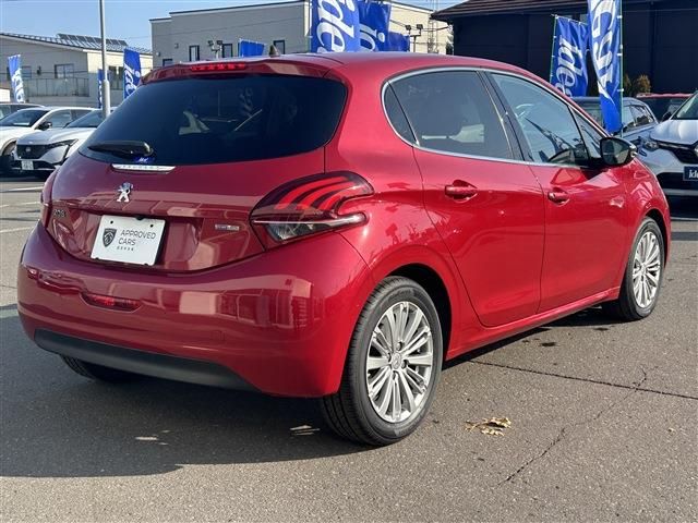 PEUGEOT PEUGEOT 208 2016