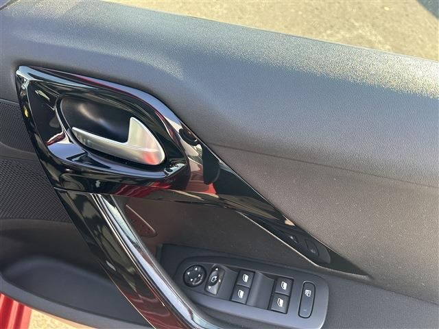 PEUGEOT PEUGEOT 208 2016