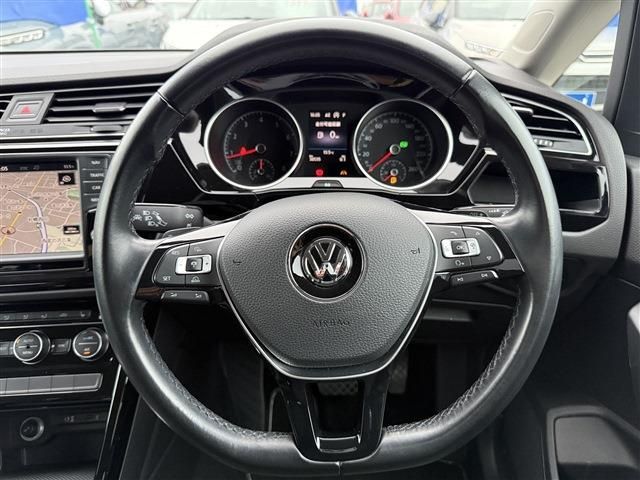 VOLKSWAGEN VOLKSWAGEN GOLF TOURAN 2017