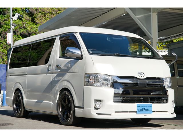 TOYOTA HIACE van 2WD 2019