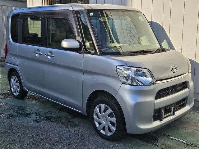 DAIHATSU TANTO 2014