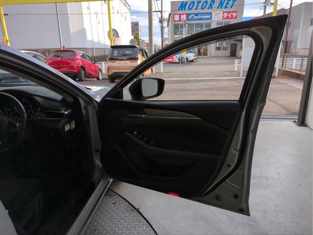 MAZDA ATENZA Wagon 4WD 2018