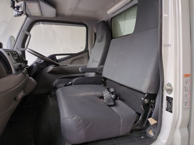 MITSUBISHI CANTER 2019