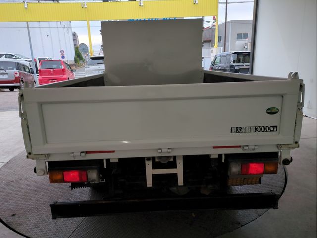 MITSUBISHI CANTER 2019