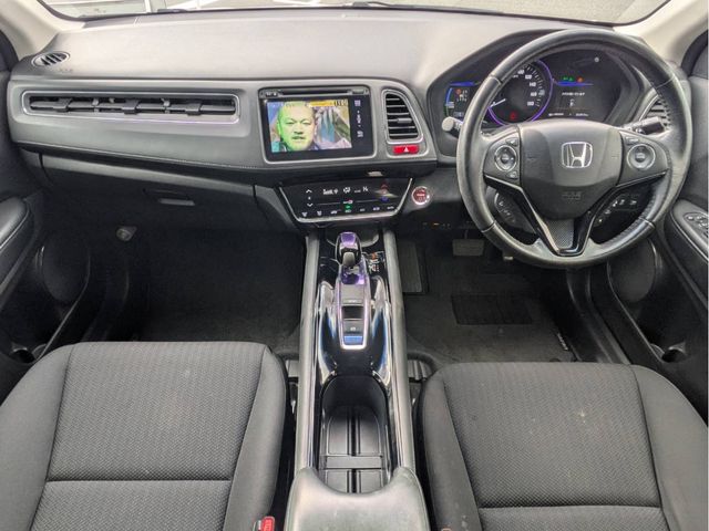 HONDA VEZEL HYBRID 2015