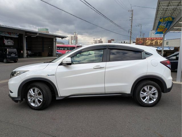 HONDA VEZEL HYBRID 2015