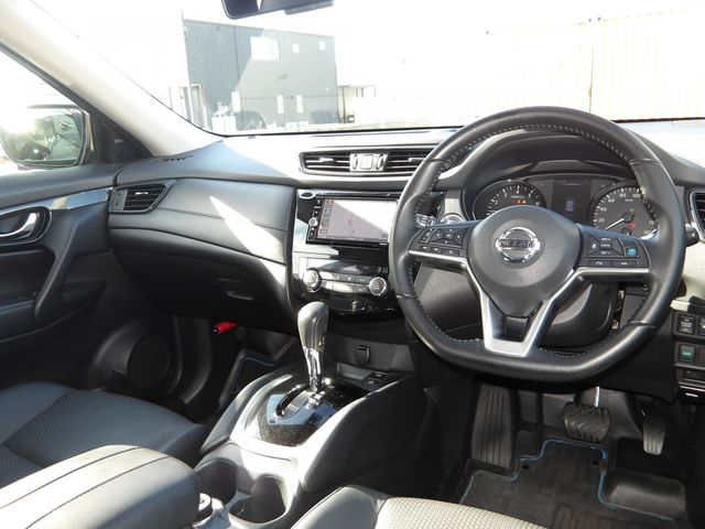 NISSAN X-TRAIL HYBRID 4WD 2019